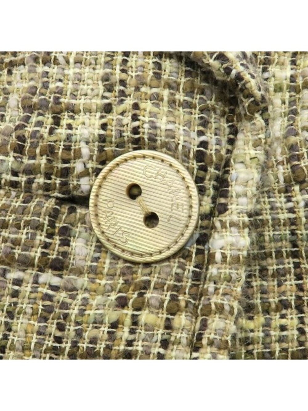 Chanel Jacket Beige - Picture 6 of 9